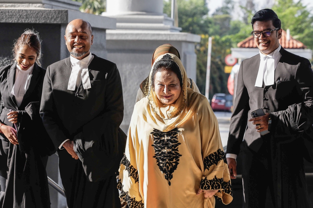 Datin Seri Rosmah Mansor arrives at Kuala Lumpur Court Complex March 23, 2023. — Picture by Sayuti Zainudin