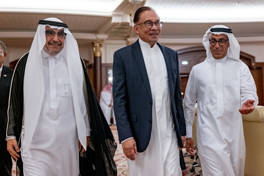 Anwar began his official three-day visit to Saudi Arabia on Wednesday. — Picture via Twitter/Anwar Ibrahim