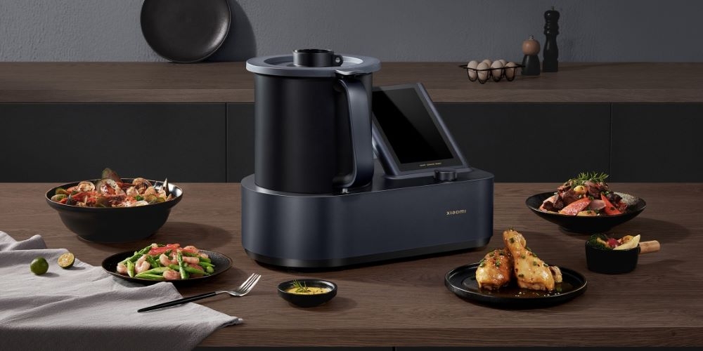The cooker can perform 35 functions, including frying, slow cooking, steaming, rice cooking, fermenting, meat mincing, boiling and food processing. — Pic courtesy of Xiaomi
