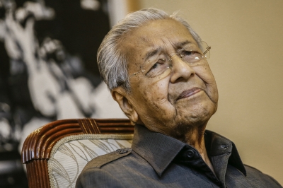 Dr Mahathir claims Malays 'lost everything' after he was no longer PM in 2020 - Vimarsana News