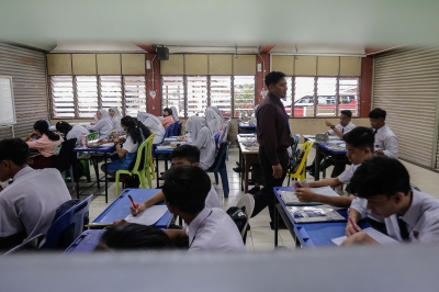 Ministry of Education projects recruitment of up to 20,000 new teachers in five years - Vimarsana News