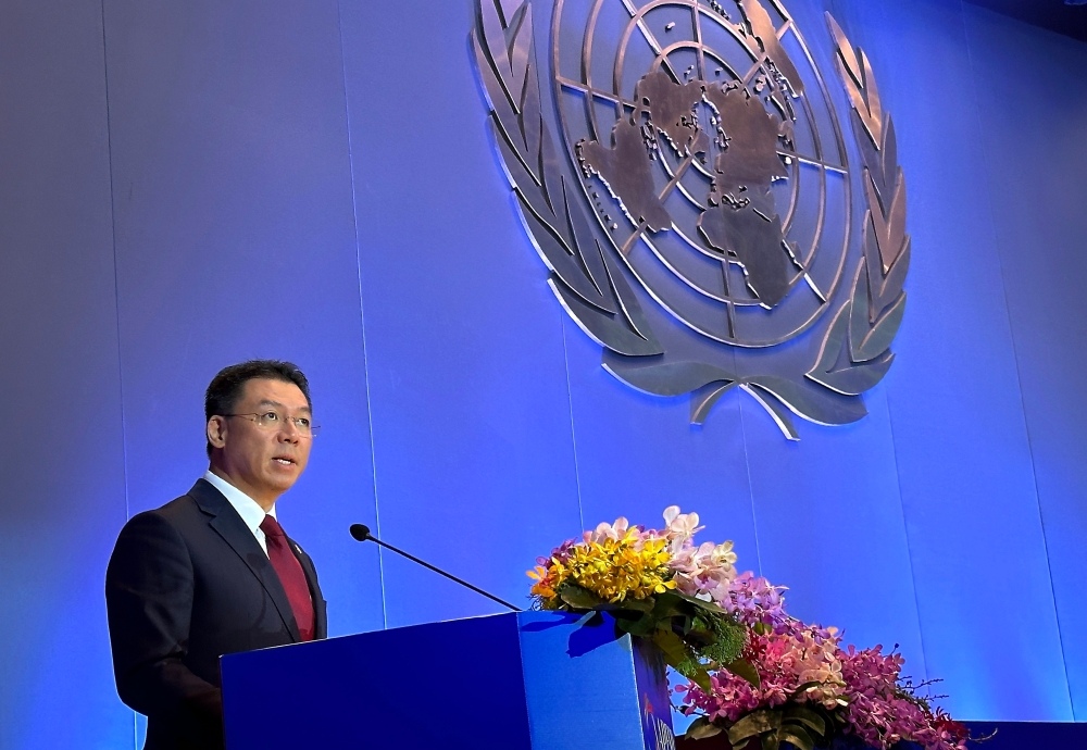 Local Government Development Minister Nga Kor Ming delivers a speech at the 10th Asia-Pacific Forum on Sustainable Development in Bangkok March 27, 2023. — Bernama pic