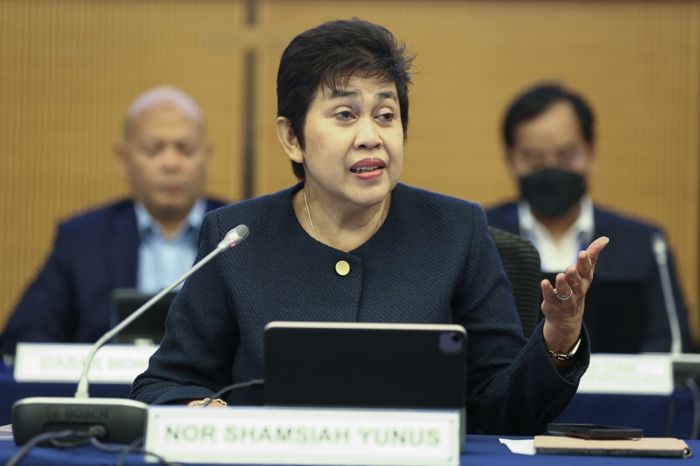 Bank Negara Malaysia Governor Tan Sri Nor Shamsiah Mohd Yunus speaks during the Annual Report 2022 Economic and Monetary Review 2022 and Financial Stability Review for the second half of 2022 at Sasana Kijang in Kuala Lumpur March 29, 2023. — Picture by Yusof Mat Isa