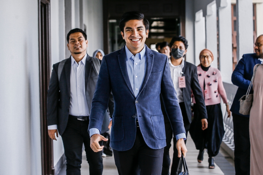 Muar MP Syed Saddiq Abdul Rahman said today he will still head to Universiti Teknologi Mara (UiTM) to engage with the varsity students in a dialogue session tonight that was previously rejected by the university. — Picture by Hari Anggara