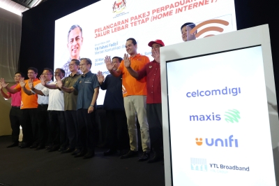 Fahmi Fadzil: Communications and Digital Ministry looking into solutions to telecommunications service quality issues - Vimarsana News