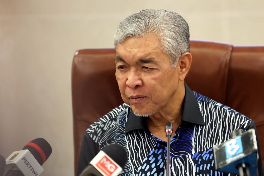 Datuk Seri Ahmad Zahid Hamidi says the exco line-up of the Melaka state government which will be appointed, needs to reflect the composition of the unity government. ― Bernama pic