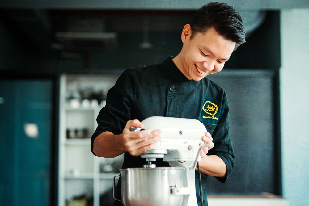 The always jovial Edwin Chan (fondly known as Pak Win) of Elevete Pâtisserie.
