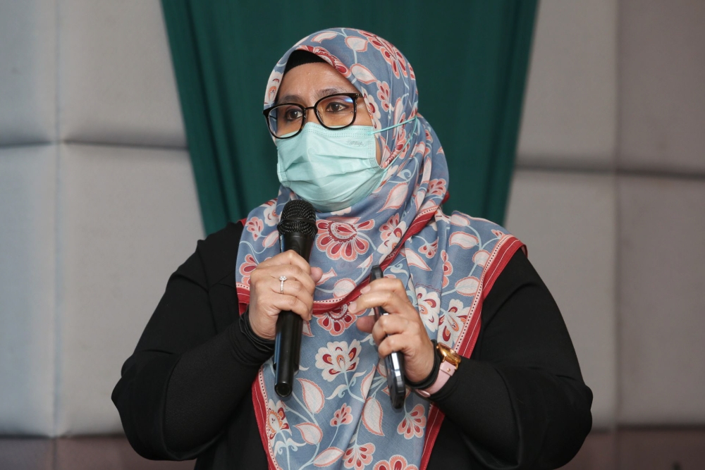 New Public Accounts Committee (PAC) chairman Datuk Seri Mas Ermieyati Samsudin (pic) and her deputy Wong Shu Qi will ask the Speaker to amend the Standing Orders and make the parliamentary watchdog’s proceedings open to the public. — Picture by Choo Choy May