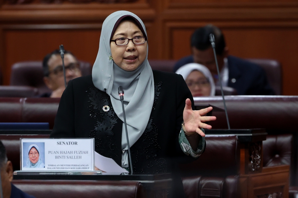 Deputy Minister of Domestic Trade and Cost of Living, Senator Fuziah Salleh, said the ministry was in the process of negotiations with industry players before submitting a proposal to the National Action Council on Cost of Living (NACCOL). ― Bernama pic