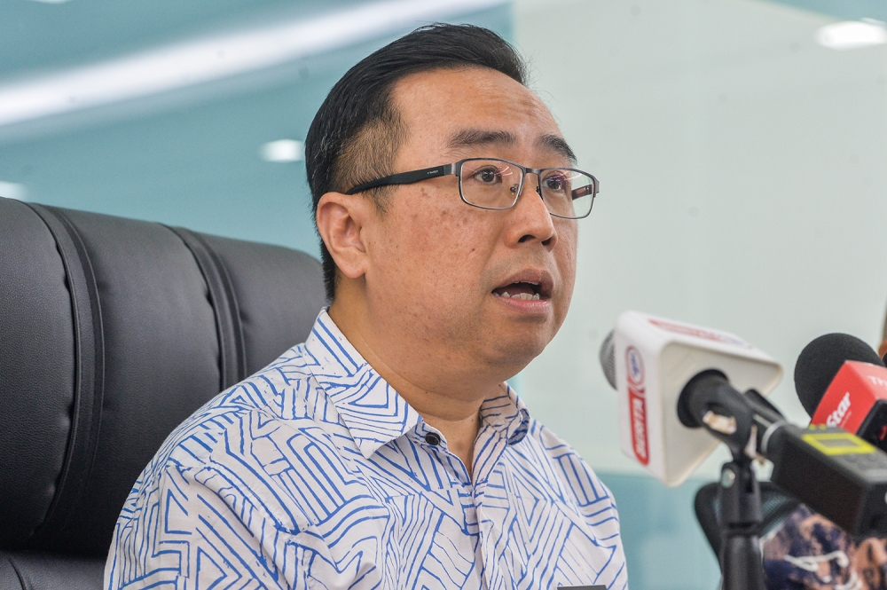 PKR vice-president Chang Lih Kang says seat negotiations between Pakatan Harapan and Barisan Nasional for the coming six-state elections is ongoing at a good progress. ― Picture by Miera Zulyana