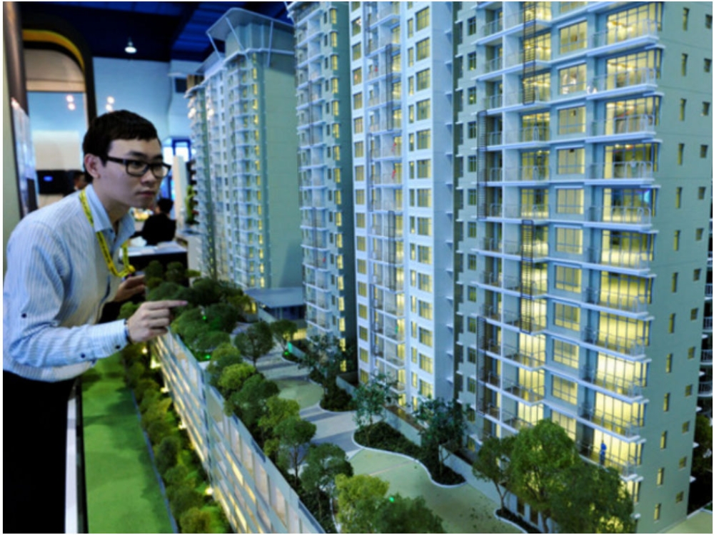 Malaysian Real Estate Association president Ismail Omar said the government needs to monitor the current situation of house prices to avoid prices from shooting up. — Bernama pic