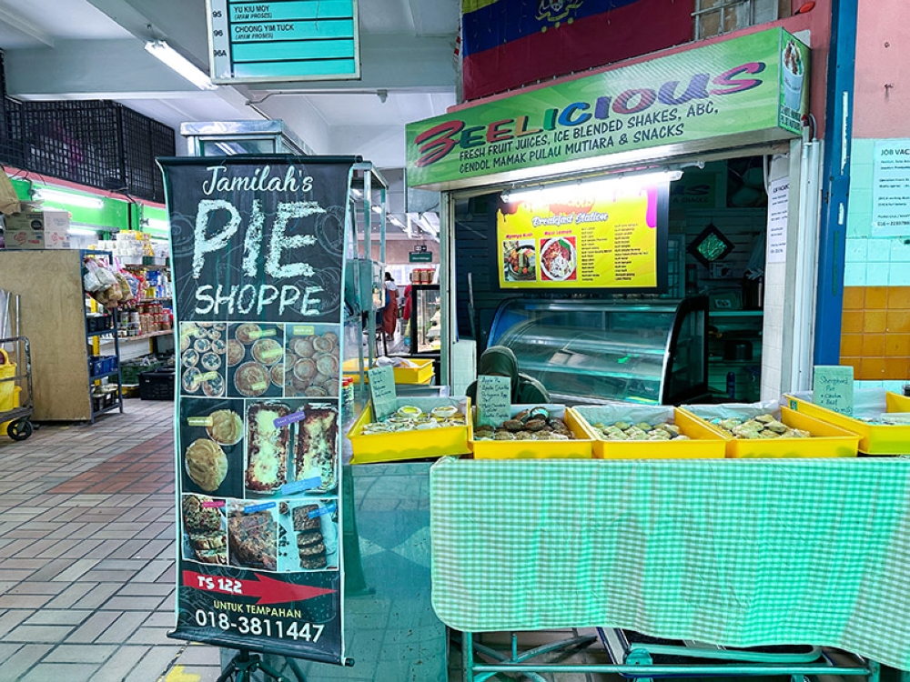 The stall is located at the first floor of the TTDI wet market