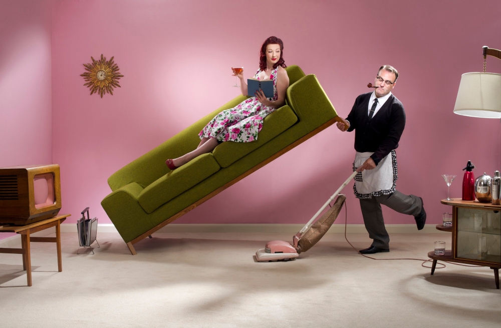 Stay-at-home husbands are gaining visibility on TikTok. — ETX Studio pic