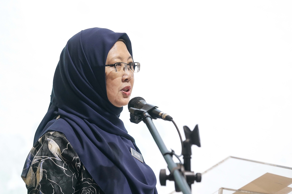 Dr Zaliha: Limited reference resources, lack of expertise among ...