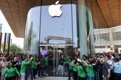 Apple opens first India store as fans show off vintage devices, take selfies