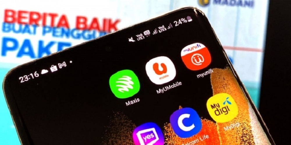 Depending on which telco you’re on, you can enjoy extra data of up to 555GB with discounted passes or RM5 cashback. ― SoyaCincau