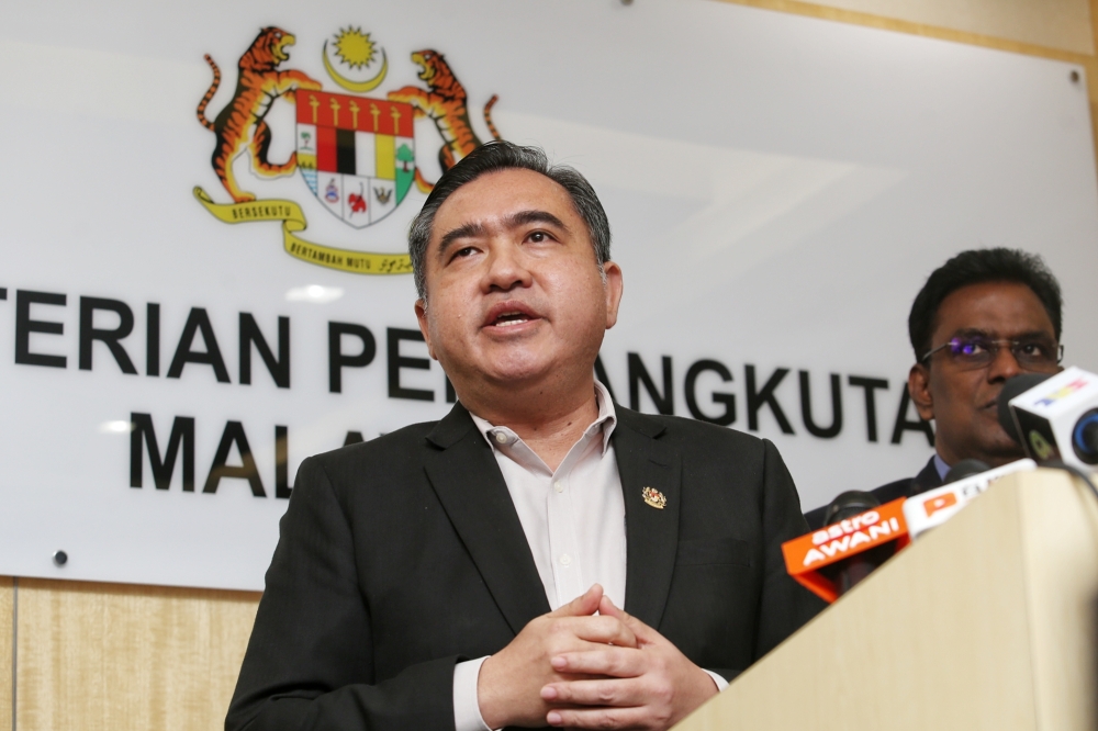 Transport Minister Anthony Loke said he had read the news reports but said he has no clue as to whom the MACC was referring to. — Picture by Choo Choy May