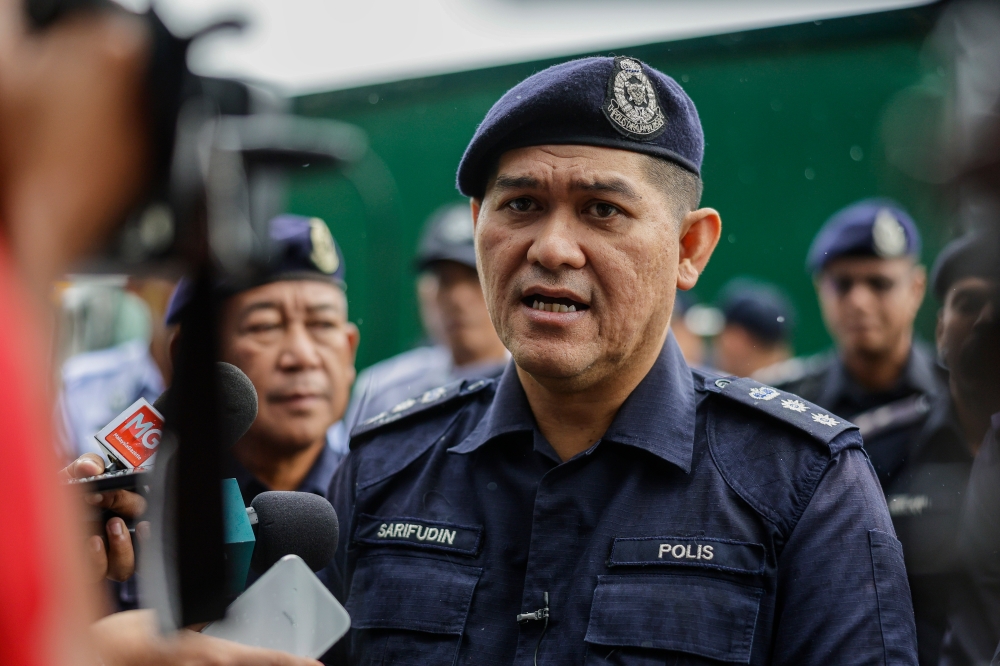 Kuala Lumpur Enforcement and Traffic Investigation Department (JSPT) chief ACP Sarifudin Mohd Salleh said among the locations involved were Jalan Kuching, Jalan Loke Yew and Jalan Cheras. — Bernama pic