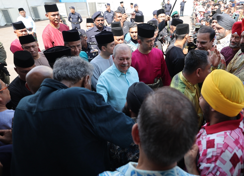The Sultan of Johor, Sultan Ibrahim Almarhum Sultan Iskandar is seen greeting visitors at Istana Besar today. — Bernama pic