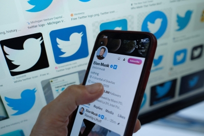 Twitter reinstates blue ticks for some media, celebrities