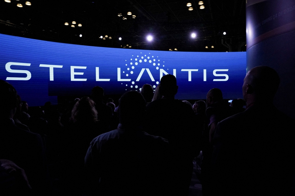 Stellantis is looking to reduce its hourly workforce offering incentive packages that include US$50,000 (RM222,316) payments for workers hired before 2007, UAW Local 1264 said in a letter dated Monday posted on its Facebook page. ― Reuters pic