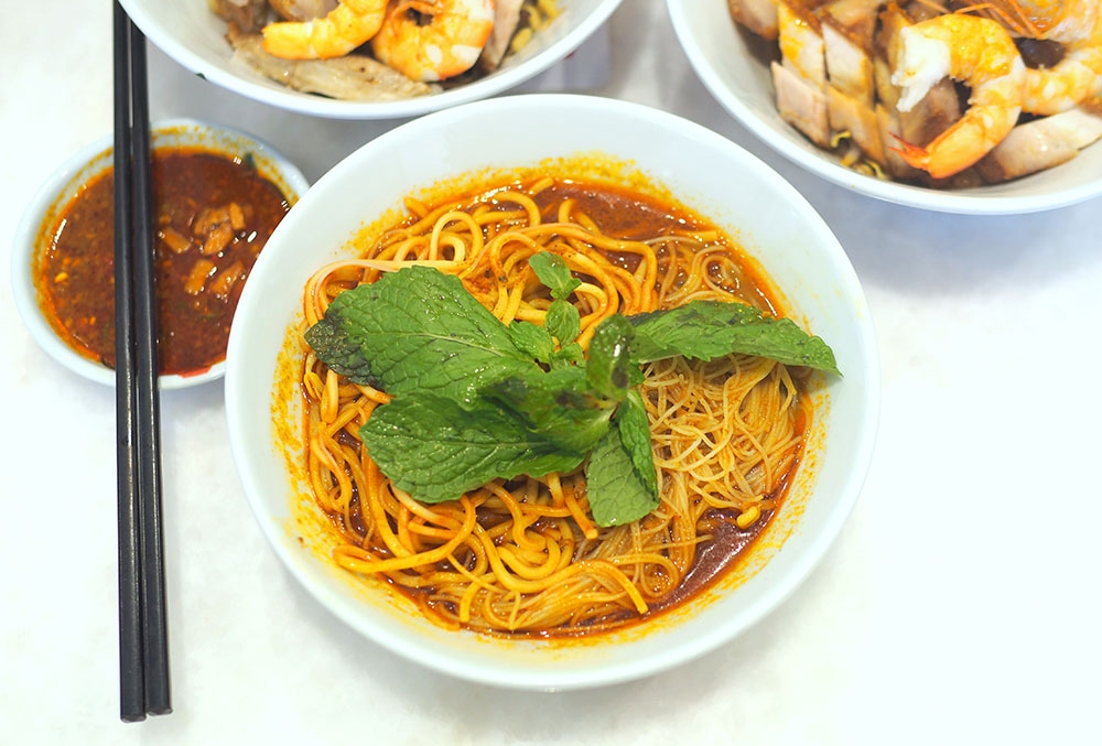 Yat Yat Seng's curry noodles is the real deal with a flavourful curry cooked without 'santan' and more than 20 spices. – Pictures by Lee Khang Yi