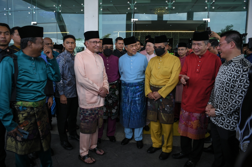 Prime Minister Datuk Seri Anwar Ibrahim and fellow federal ministers at the Malaysia Madani Aidilfitri open house in Alor Setar April 29, 2023. — Bernama pic