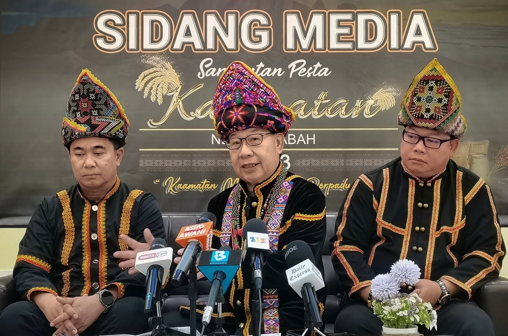 Deputy Chief Minister I Datuk Seri Jeffrey Kitingan said the Kaamatan festival should be celebrated together by all Malaysians regardless of background and not limited to Sabahans alone. — Bernama pic