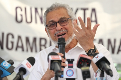 Khalid Samad sorry Umno 'upset' by call to block Najib's pardon, but not for making it - Vimarsana News