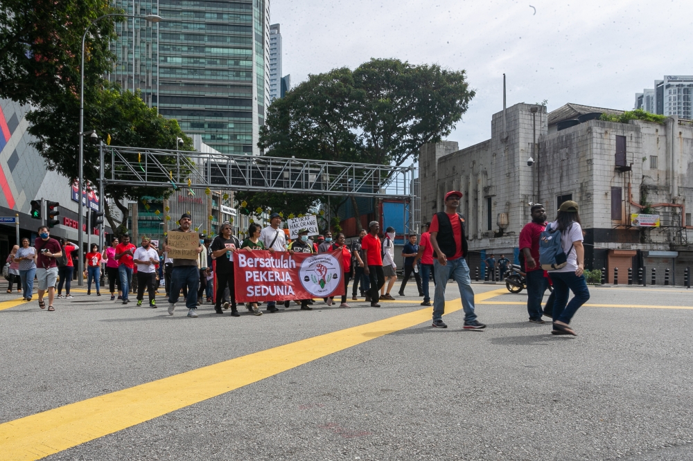 The 29th edition of the May Day rally in Kuala Lumpur started with a rally from the Maju Junction Mall on Jalan Tuanku Abdul Rahman before culminating in a gathering at Medan Pasar, some 1.4km away. — Picture By Raymond Manuel