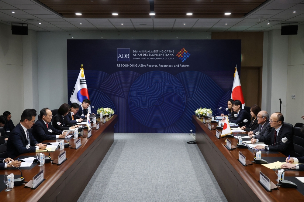Japan, South Korea hold first finance leaders’ meeting in seven years ...