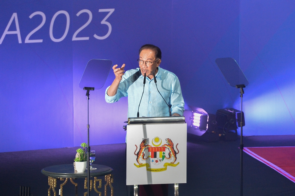 Anwar’s Raya charm offensive not likely to crack PAS strongholds, say ...