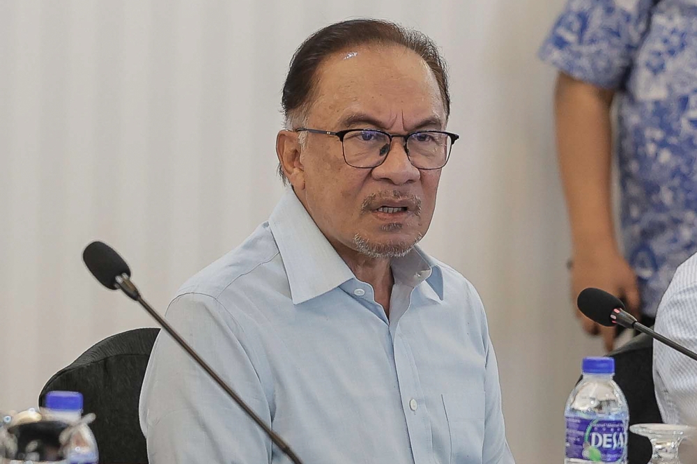 Prime Minister Datuk Seri Anwar Ibrahim chairing the meeting of the Unity Government Leadership Consultative Council at Menara Dato Onn Kuala Lumpur, May 7, 2023. — Bernama pic
