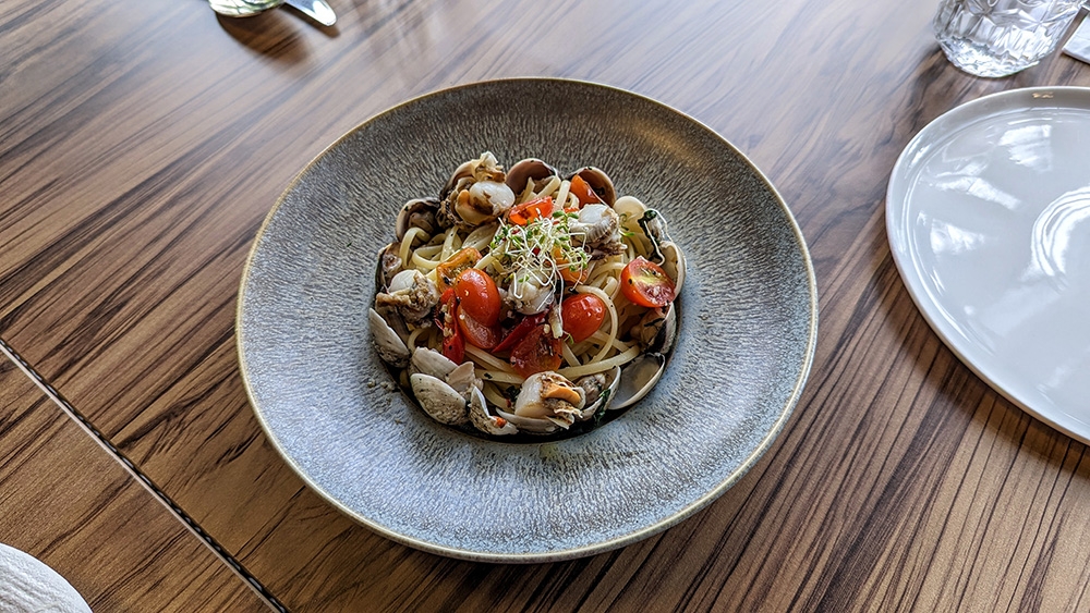 The Linguine Vongole here is done well but not particularly outstanding.