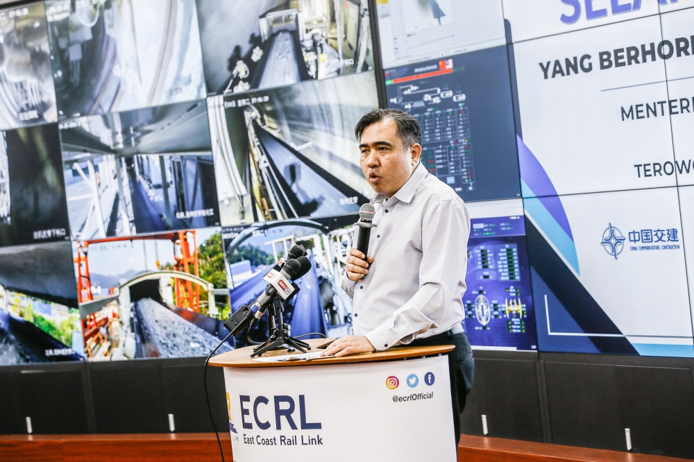 Transport Minister Anthony Loke giving his speech during the working visits at Genting ECRL tunnel construction site in Bentong April 11, 2023. — Picture by Hari Anggara