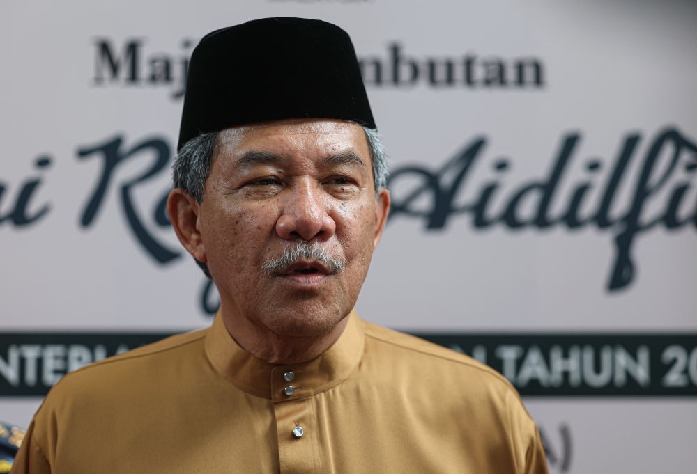 Defence Minister Datuk Seri Mohamad Hasan speaks during a press conference at ‘Majlis Ramah Mesra Aidilfitri 20203’ at Kementah Camp in Kuala Lumpur May 2, 2023. — Picture by Yusof Mat Isa