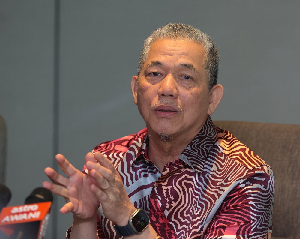 Deputy Prime Minister Datuk Seri Fadillah Yusof speaks to reporters after attending the Cocoa Board appreciation ceremony in Kota Kinabalu May 15, 2023. — Bernama pic