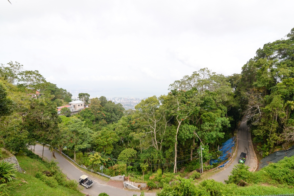 Cheok said the cable car project must be built to last decades like other similar cable cars in other countries, some of which are over 70 years old. — Malay Mail file pic