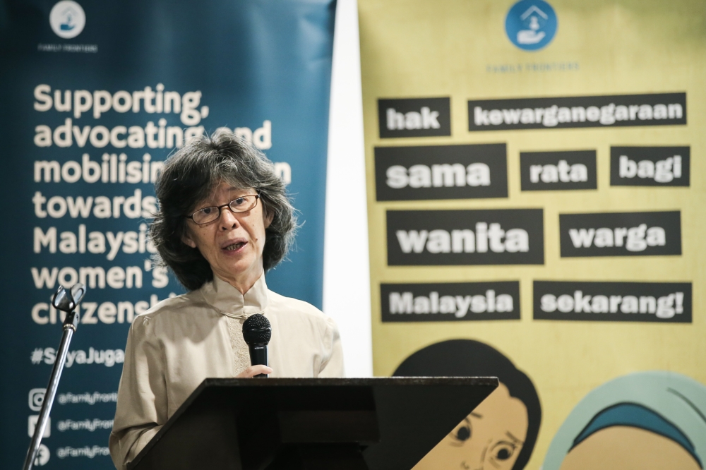 Family Frontiers executive committee member Chee Yoke Ling speaks during the launch of the Public Opinion Survey on #PindaPerkara14’ at TemuTamu Hall, Pusat Kreatif Kanak-Kanak Tuanku Bainun, Taman Tun Dr Ismail May 17, 2023. — Picture by Ahmad Zamzahuri