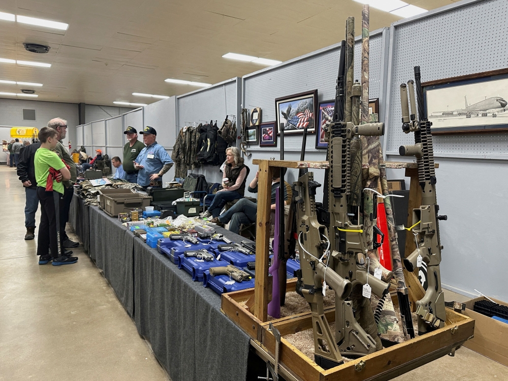 US Supreme Court declines to block Illinois assault weapons ban | Malay ...