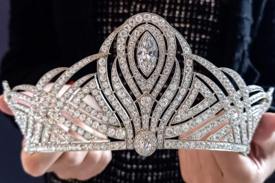 Coronation tiara crowns Geneva jewels auction - Vimarsana News