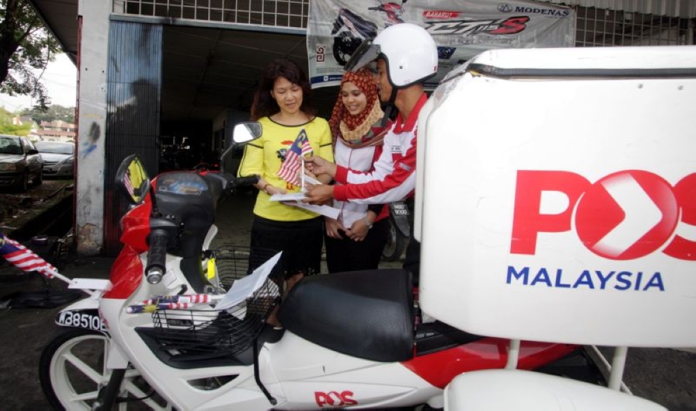 Kenanga Research has increased its forecast net loss on Pos Malaysia for FY23 and FY24 by 33 per cent and 24 per cent, respectively. — Bernama pic