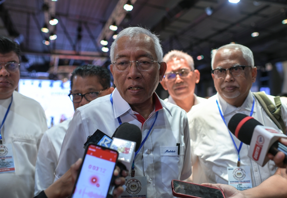 Kedah Umno chairman Datuk Seri Mahdzir Khalid speaks to reporters after closing the Kedah State Unity Convention in Alor Setar May 21, 2023. — Bernama pic