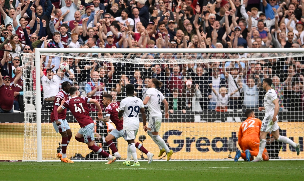 Leeds in relegation peril after West Ham defeat | Malay Mail