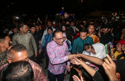 PM Anwar's Hari Raya open house events cost RM6.1m, says minister - Vimarsana News