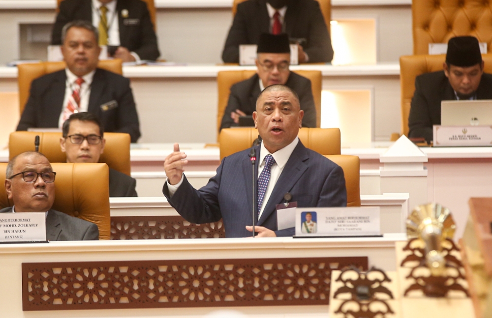 Menteri Besar Datuk Seri Saarani Mohamad speaks during the Perak State Legislative Assembly in Ipoh May 24, 3023. ― Picture by Farhan Najib