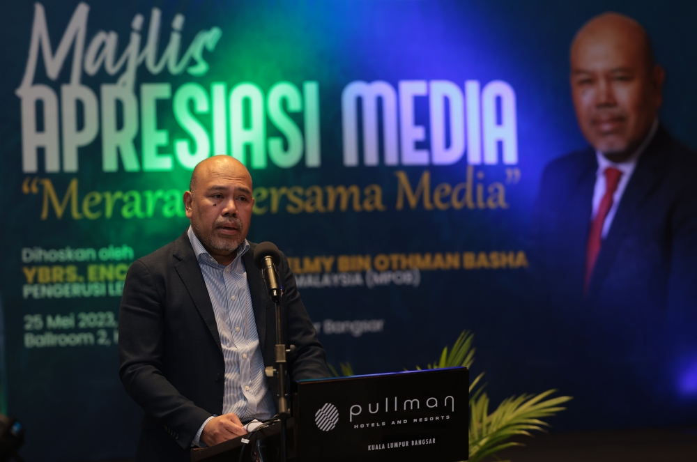 Malaysian Palm Oil Board chairman Mohamad Helmy Othman Basha said Malaysia and Indonesia want the European Union to recognise their work on the environment and deforestation with regard to palm oil production, in line with the United Nations’ Sustainable Development Goals. — Bernama pic