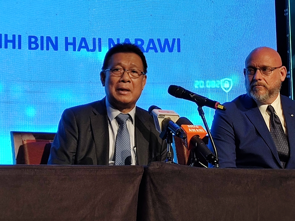 Sarawak Utility and Telecommunications Minister Datuk Julaihi Nawari said a total of 3,708 telecommunications towers have been built throughout Sarawak thus far. — Picture by Sulok Tawie