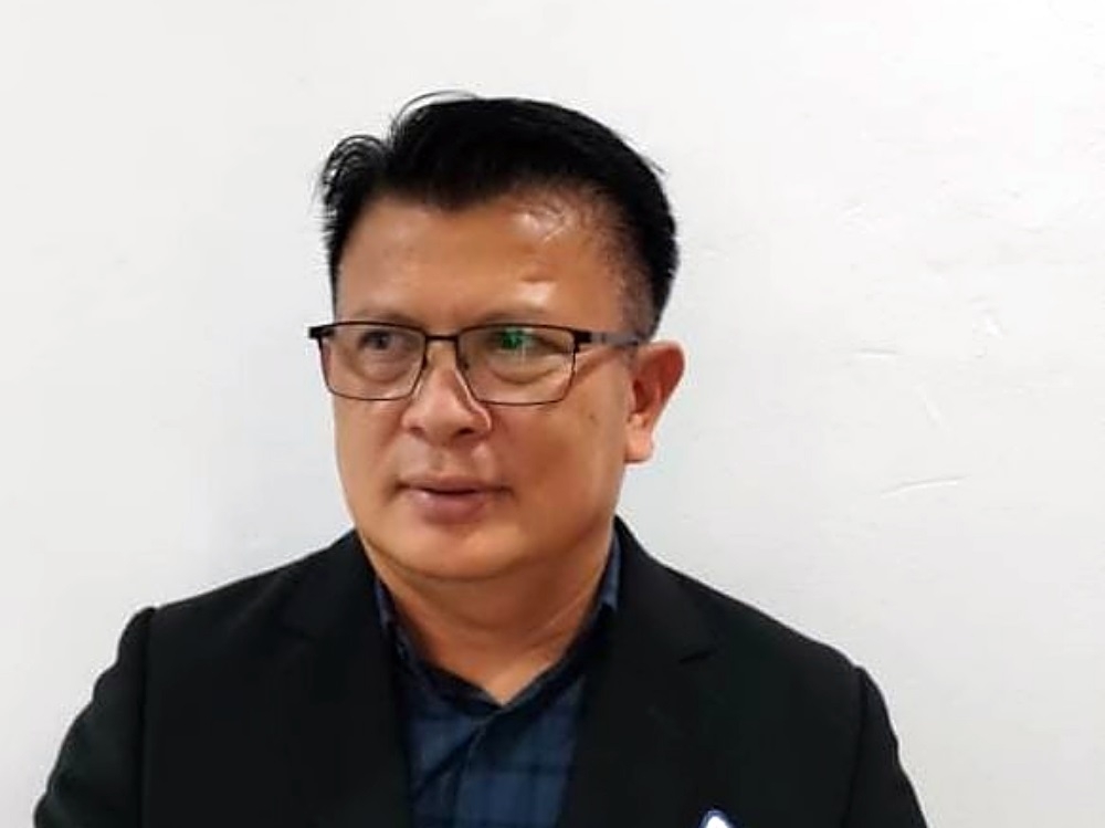 According to union president Kullin Djayang, Sarawak is currently short of 3,006 teachers and this number is increasing as many of those in service will soon reach the mandatory retirement age. ― Borneo Post pic