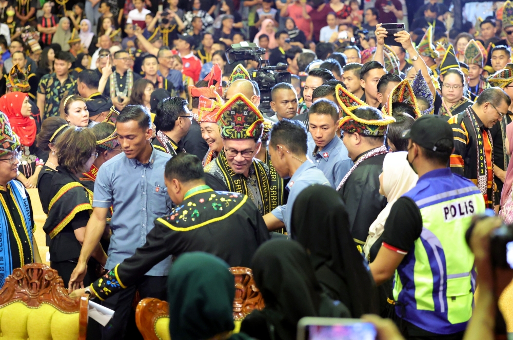 Datuk Seri Anwar Ibrahim arrives at the closing ceremony of Pesta Kaamatan 2023 at Dewan Hongkod Koisaan, Kadazan Dusun Cultural Association (KDCA) in Penampang May 31, 2023. ― Bernama pic